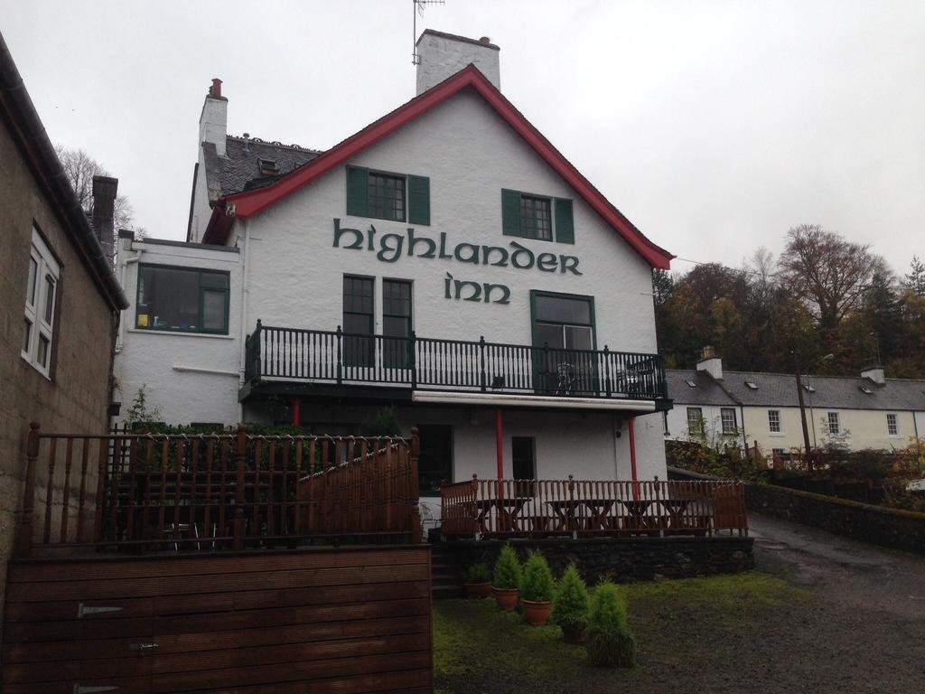 Highlander Inn Craigellachie Eksteriør bilde